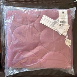 Kate Quinn “Sangria” Circle Quilt